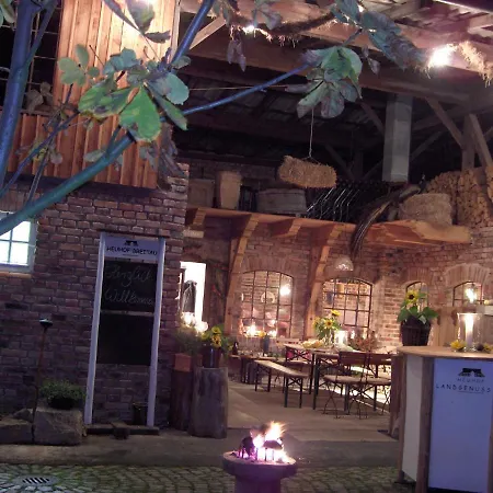 ホームステイ Heuhof-breitau Gaestezimmer *