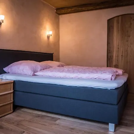 Δωμάτια σε οικογενειακή κατοικία Heuhof-breitau Gaestezimmer *